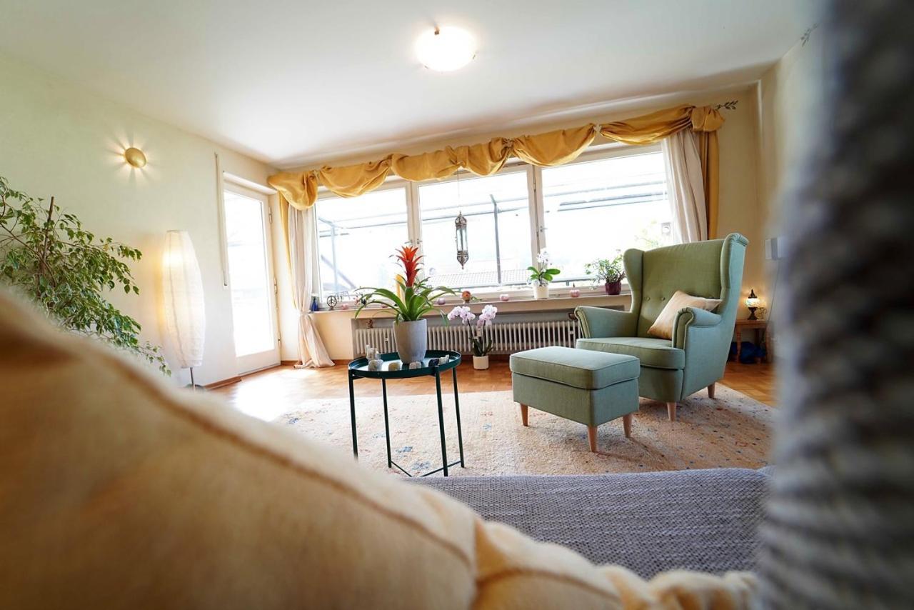 Ferienwohnung Im Haus Lotus Mit Grossem Balkon Und Garten Bad Urach Eksteriør bilde