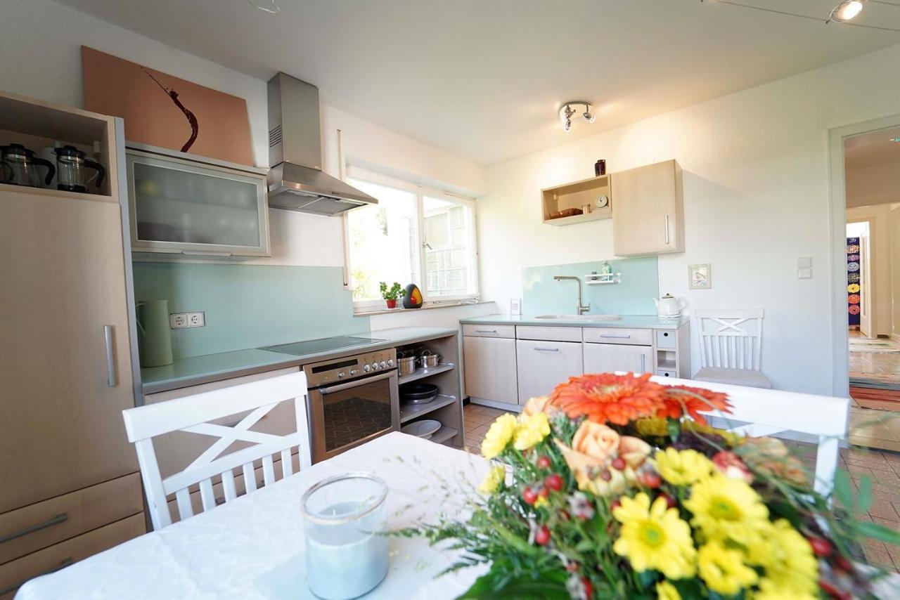 Ferienwohnung Im Haus Lotus Mit Grossem Balkon Und Garten Bad Urach Eksteriør bilde