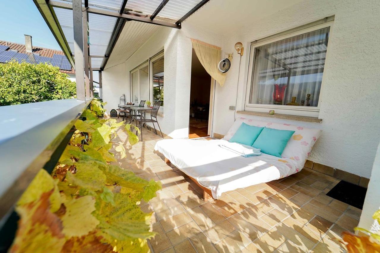 Ferienwohnung Im Haus Lotus Mit Grossem Balkon Und Garten Bad Urach Eksteriør bilde